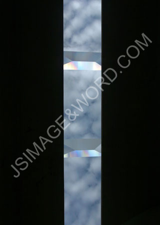 Prisms_vertical